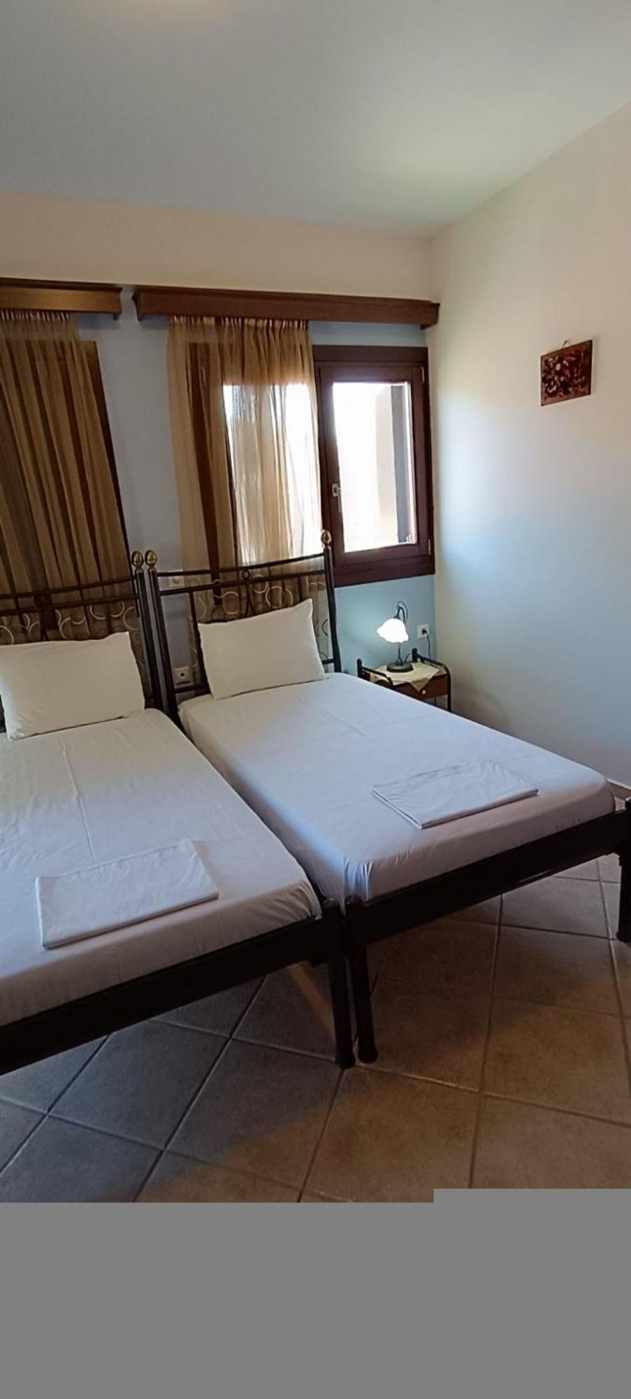 Evinos Village Resort Gefira Mpania エクステリア 写真