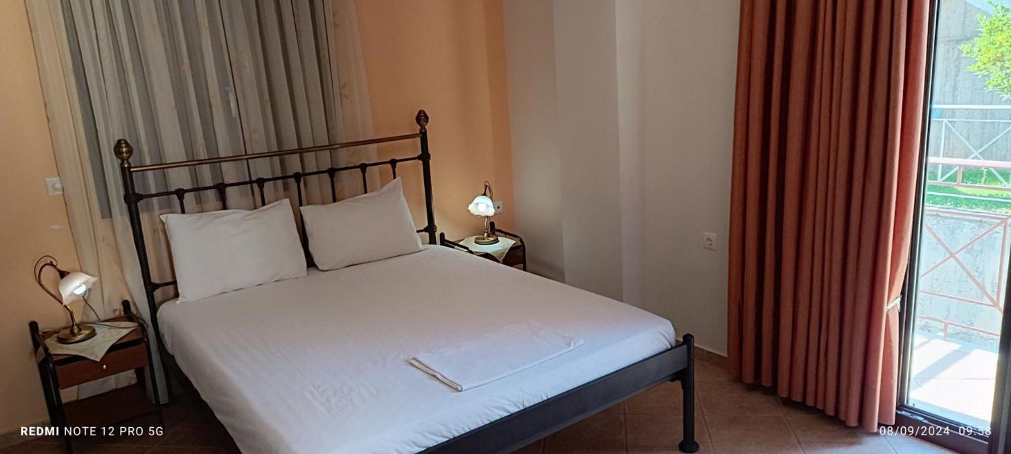Evinos Village Resort Gefira Mpania エクステリア 写真
